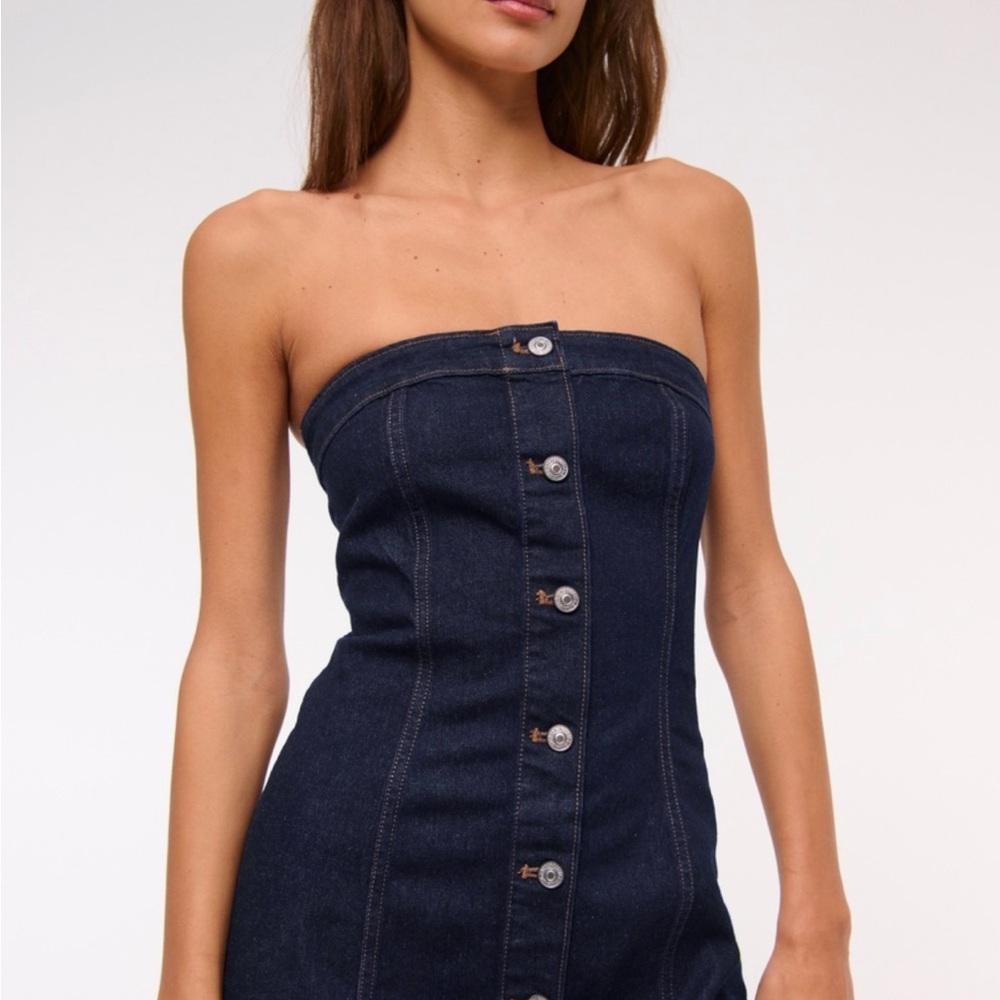 A&F Mara Strapless Denim Mini Dress - Picture 3 of 7